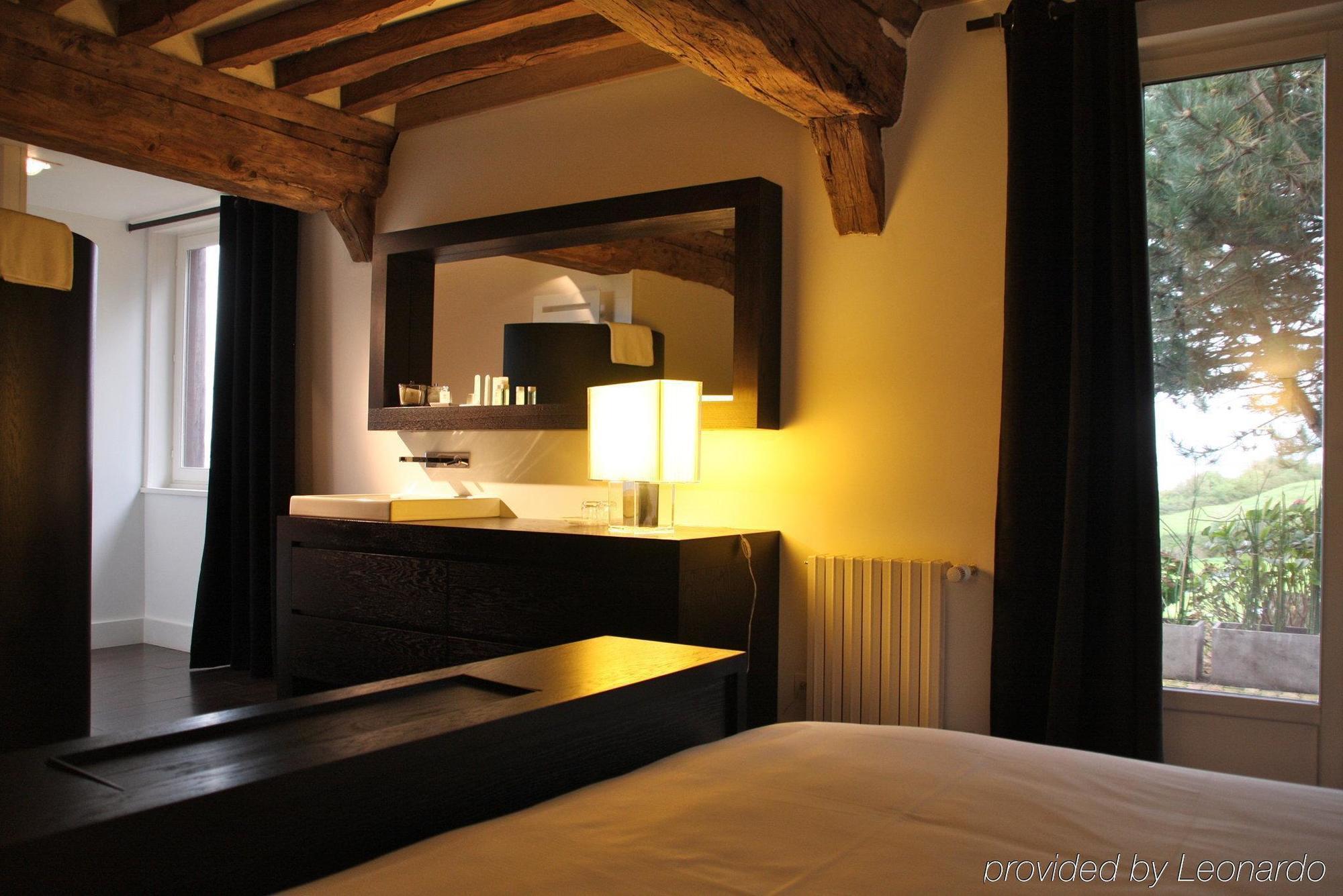 La Chaumiere Hotel Honfleur Ruang foto